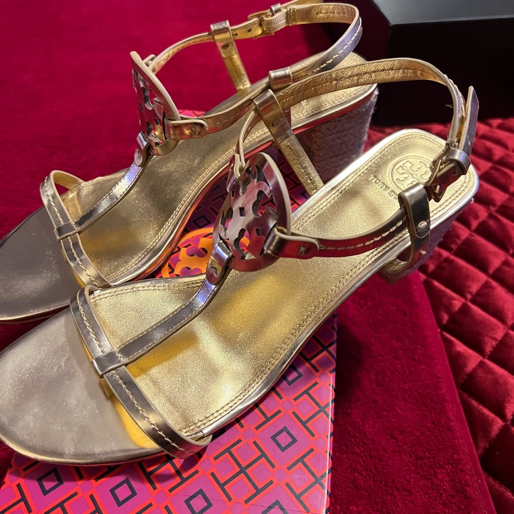Tory Burch Sandals - Picture 3 of 5